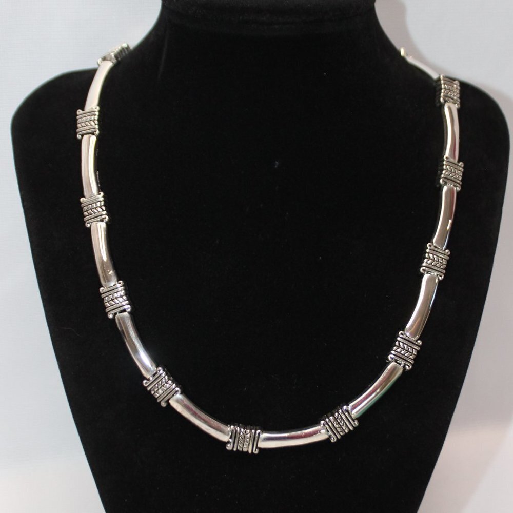 Rare Vintage Lure Silver Link Necklace